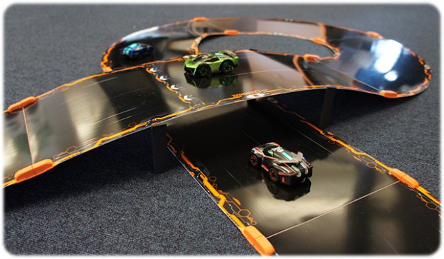 anki_overdrive_4.thumb.jpg.783b3c137ddad1d01d272e4f88286d04.jpg