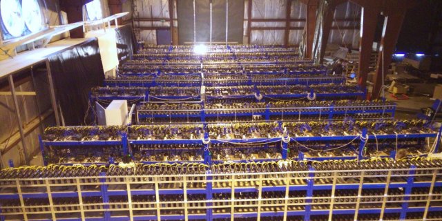 we-got-a-look-inside-a-vast-icelandic-bitcoin-mine.thumb.jpg.fac99aea47e2cc6246ee9c3de8fcdc30.jpg