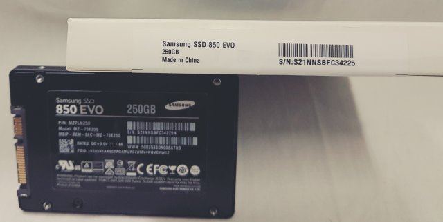 SSD Samsung EVO 850 250GB - 2.jpg