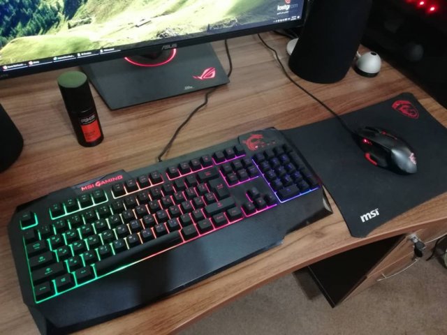 WhatsApp Image 2019-06-27 at 11.43.06 PM.jpg