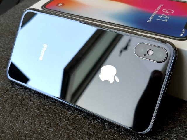 iphone x5.JPG