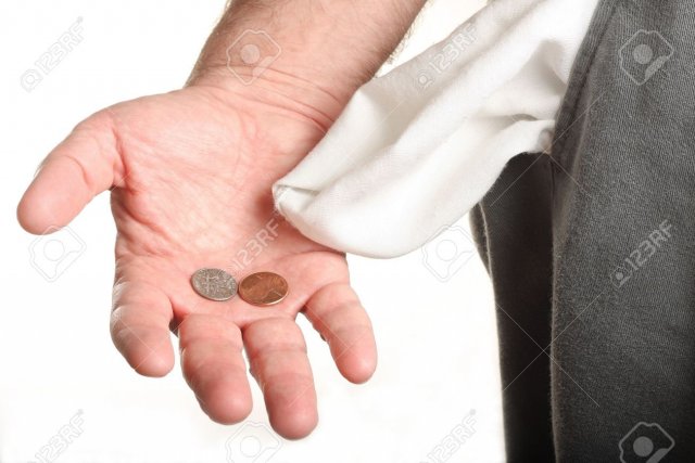 2879351-man-with-coins-in-palm-and-empty-pocket.thumb.jpg.dae0960dfcfb79fe0791665729d75a1b.jpg