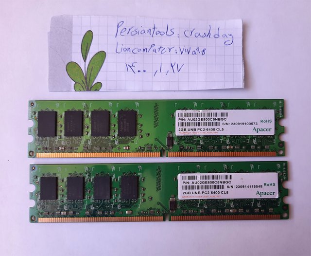 Apacer-2G-PC2-6400-CL5.thumb.jpg.6bf2826903e0f401a70c6a931ad719fc.jpg