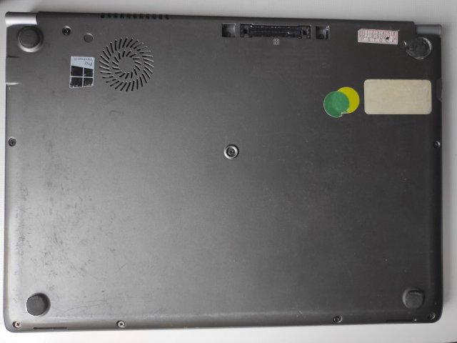 toshiba back.jpg