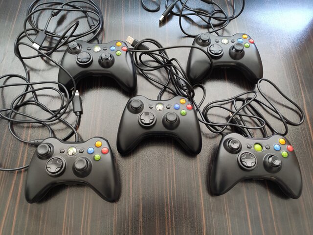 xbox 360 controller _2.jpg